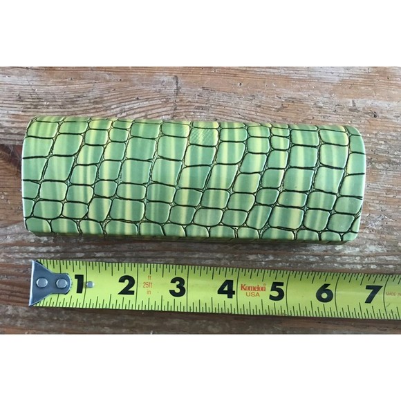 Eyeglass Hard Case Faux Alligator Crocodile Glasses Clam Shell Green - Picture 3 of 3